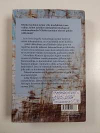 kuin lintu langalla : novelleja