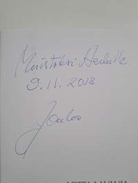 Lotta-lauluja (signeerattu, tekijän omiste)