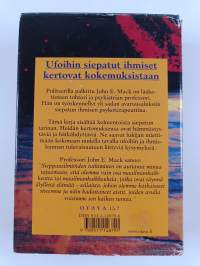 Ufosieppaukset : ihmiset ja avaruusolennot kohtaavat