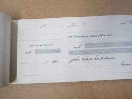 Kuittilomakkeita, 1940-luvun kuittivihko, jossa 50 kpl (lyijykynällä numeroituja) kuitteja