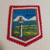 Kuopio puijo -kangasmerkki / matkailumerkki / hihamerkki / badge pohjaväri punainen