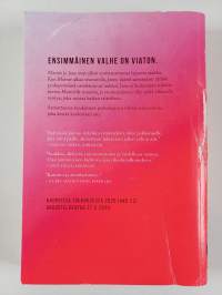 Seitsemän valhetta (ennakkokappale)