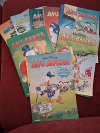 Aku.Ankat vuodelta 1999. Numerot  1,2,3,4,5,6,7,8,9,10,11,12,13,14,15,16,17,18,19,20,21,22,23,25,26 ja Kalevala Ankka .Yhteensä 26 kpl.