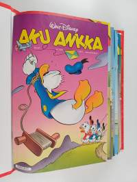 Aku Ankan vuosikerta 2005 (n:o 12 ja 37 puuttuu)
