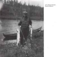 Viimeinen kesä Arvitin kanssa Tuntsan lohijoella
