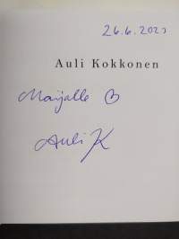 Terveisin äiti : ohjeita avuttomuuden hetkiin (signeerattu, tekijän omiste)