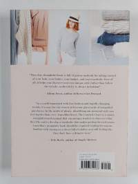 The curated closet : a simple system for discovering your personal style and building your dream wardrobe