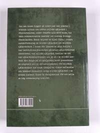 Uniformer, identiteter och militära själavårdare : en intervjustudie om prästers erfarenheter av institutionssjälavård i Försvarsmakten