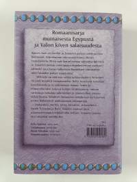 Valon kivi Tietäjänainen