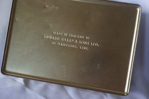 Makeisrasia  Edward Sharp &amp; Sons England 24x18x5 cm 1950-luku
