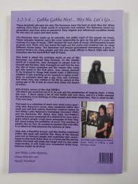 Heaven needed a lead singer : fans remember Joey Ramone (signeerattu)