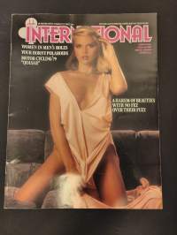 Club International volume 7 number 10