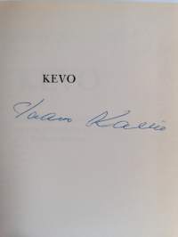 Kevo : mietteitä ja muistikuvia Kevosta ja pohjoisen luonnon tutkimuksesta (signeerattu)