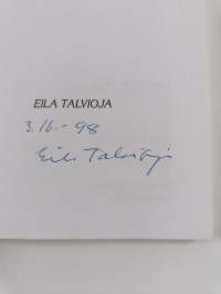 Valkeat kihlat naavakuuselle (signeerattu)