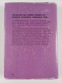 Joukkueenjohtaja : romaani