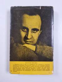 Ovien ulkopuolella