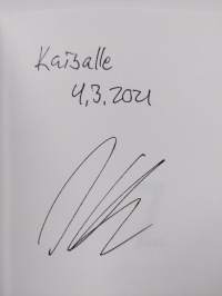 Z (signeerattu, tekijän omiste)