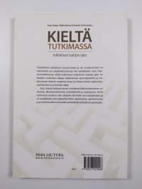 Kieltä tutkimassa : tutkielman laatijan opas