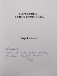 Lapsuuden lyhyt oppimäärä (signeerattu)