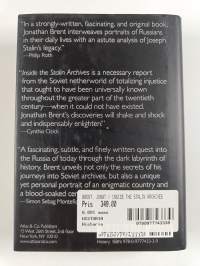 Inside the Stalin archives : discovering the new Russia