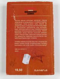 3 etsivää ja hermostunut leijona