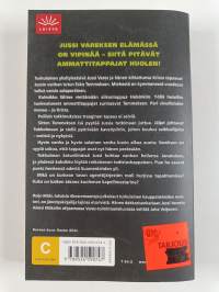 Kuoleman kapellimestari : jännitysromaani