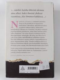 Uuden nimen tarina : nuoruus