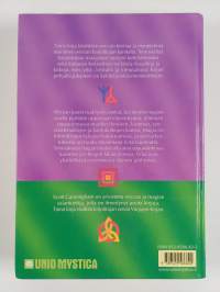 Wicca : opas wiccan harjoittajalle