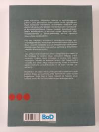 Maan mittauksia : mittausten laskenta (signeerattu, tekijän omiste)