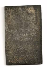 Automobiliklubb  plaketti / För befrämjande av bilskorten 8x5 cm myönnetty 8.1.1959 hopeoitu