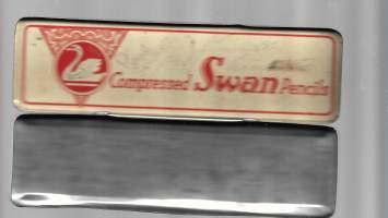 Compressed  Swan Pencils kynärasia rasia peltiä 18x5x2 cm