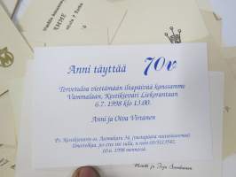 Kurtukkortteja erä; vihkiäisiä ja syntymäpäiviä ym. noin aikaväliltä 1920-luku - 1990-luku, noin 50 kappaletta