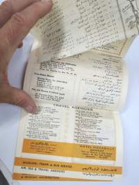 Weeks in Alexandria (Egypt), 3-16 September 1960 -englannin- ja arabiankielinen opas suurkaupungin hotelli-, matkailu-, laivaristeily- ym. tarjontaan