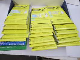 Karttakeskus / Radiolinja GT-kartat / peittoaluekartat GSM 950 verkolle + kartat 1, 3-17 + GSM Autolijan tiekartta + NMT 900 kartta -sarja laatikossa