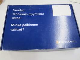 Karttakeskus / Radiolinja GT-kartat / peittoaluekartat GSM 950 verkolle + kartat 1, 3-17 + GSM Autolijan tiekartta + NMT 900 kartta -sarja laatikossa