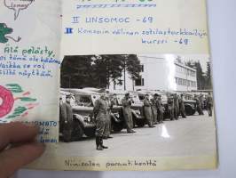 Sotilasmuistoja - Muistiinpanoja varusmiesajalta 1969-70 Hanko - Hml - Niinisalo varusmiesajan laulu- ja muistovihko, piirustuksia, valokuvia ym.