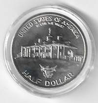 USA  Half Dollar1982 D - kolikko  hopeaa 12,5 g 0,900 pillerissä
