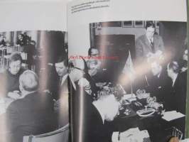 Maa ja mies. Johannes Virolaisen kuusi vuosikymmentä 31.1.1974