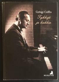 Tykkejä ja kukkia