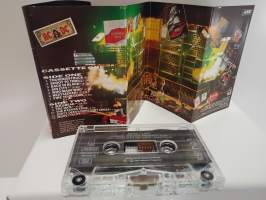 2 x c-kasetti AC/DC - Live