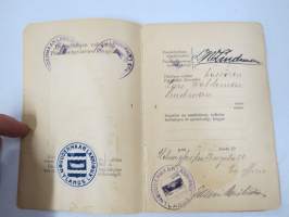 Suomi - Finland Lars Waldemar Lindman, matkapassi / passi nr 3034, 23.8.1920, ulkomaille, erittäin runsaasti leimoja &amp; leimamerkkejjä, lisälehti Saksaan yms.