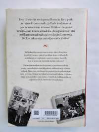 Kahvia ja karjalanpiirakoita