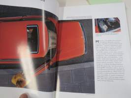Saab 900 1992 -myyntiesite / sales brochure