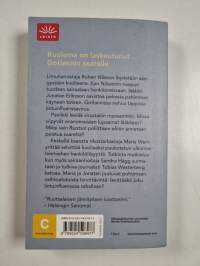 Outoja lintuja