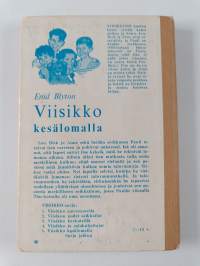 Viisikko kesälomalla