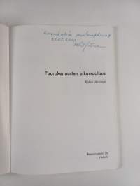 Puurakennusten ulkomaalaus (signeerattu, tekijän omiste)