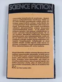 Sankareitako täällä?