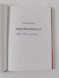 Pako Piilopirtille (signeerattu)