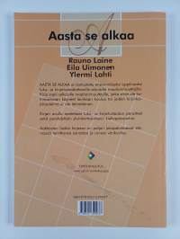 Aasta se alkaa