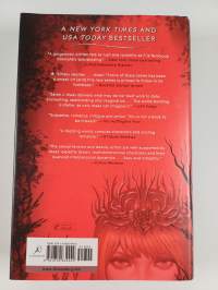 A court of thorns and roses